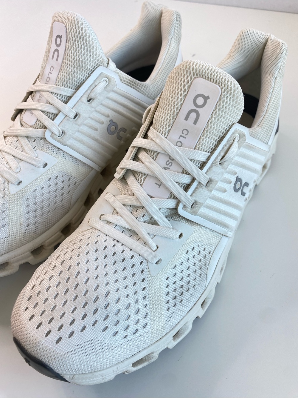 On Running White/ Off White Cloudswift 4 Knit Runner Lace up Shoes size 8 Helion - Picture 9 of 15